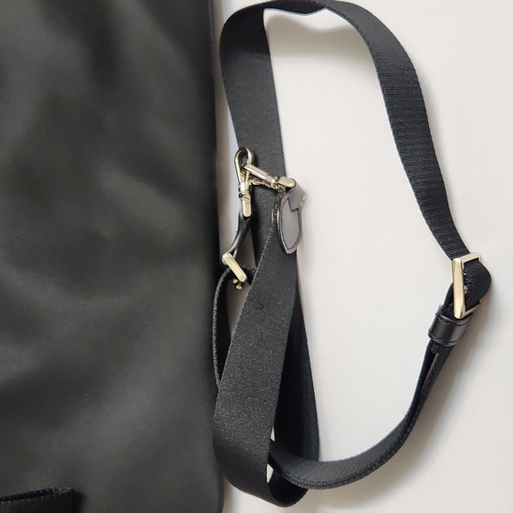 Kate Spade Black Nylon Laptop Sleeve With Strap - Picture 11 of 16